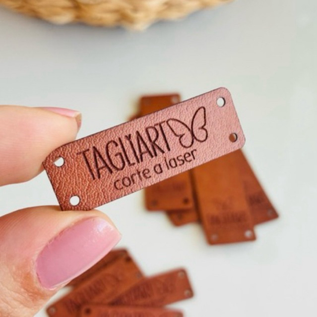 Etiquetas Personalizadas com sua Logo em Couro Sintético P.U